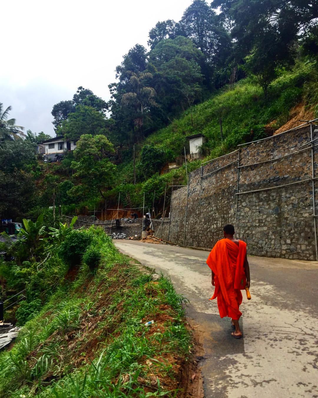 Kandy - Bahiravokanda Vihara Buddha