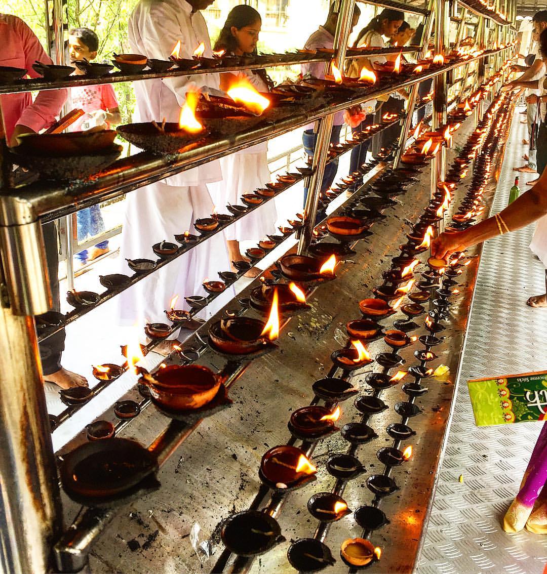 Temple of the Sacred Tooth Relic 2