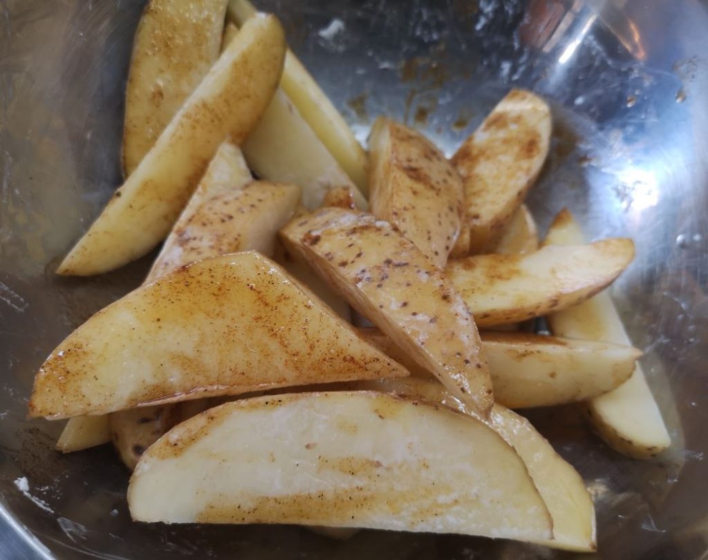 Spiced up potato wedges